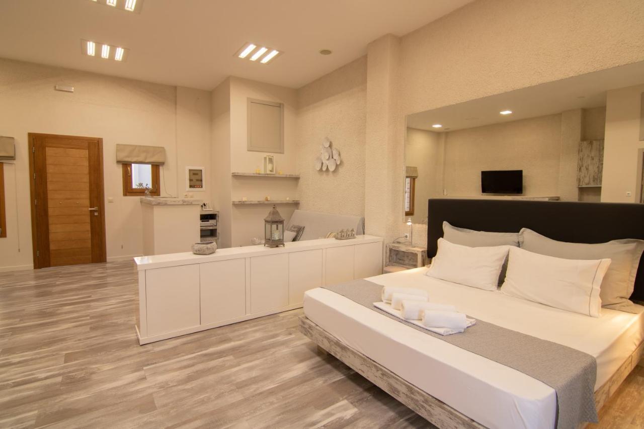 The Mountain House - Authentic Cretan Hideaway - Breathtaking And Nature Views Tourlotí المظهر الخارجي الصورة